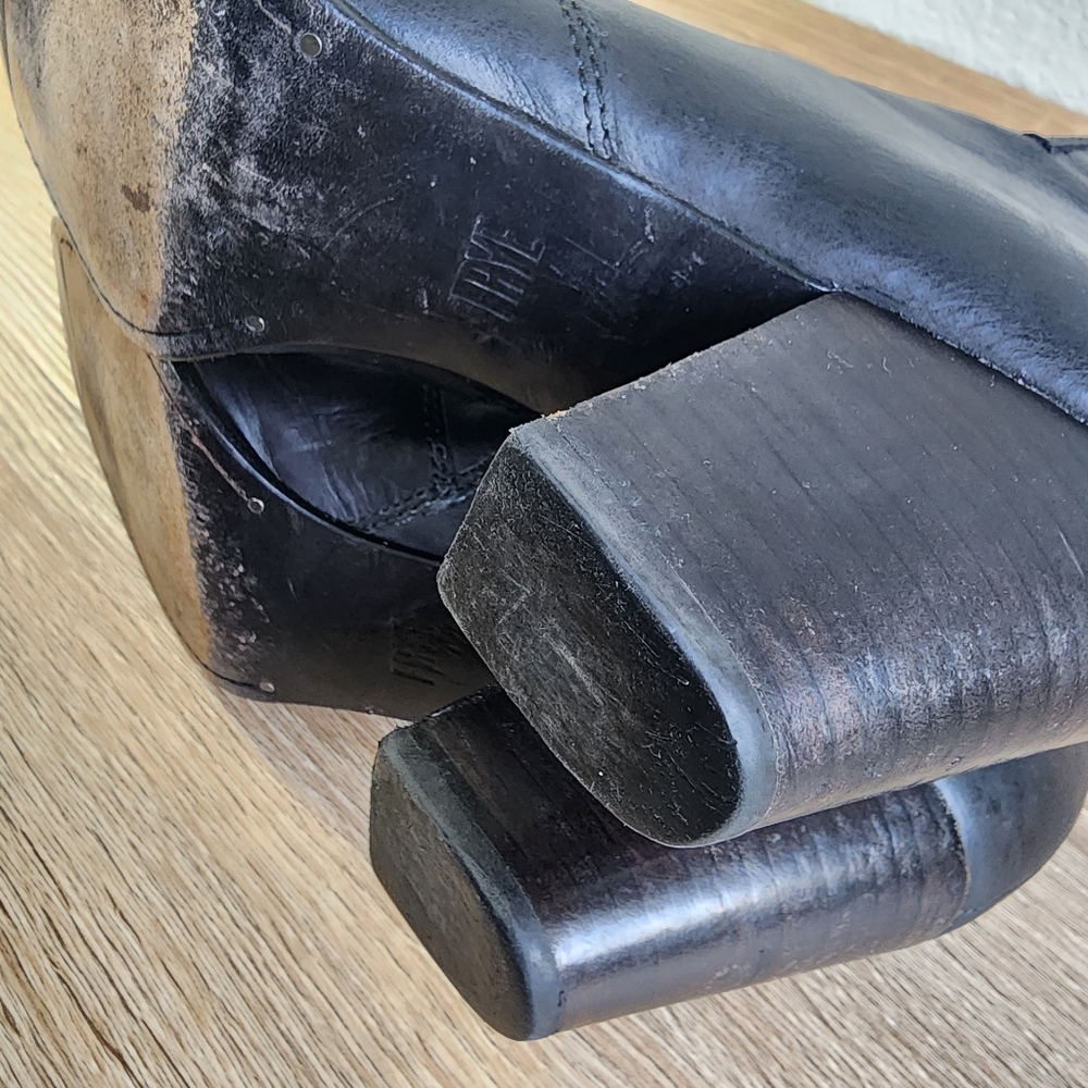 FRYE Black Leather Ankle Zip Boots 10 M - Picture 12 of 16